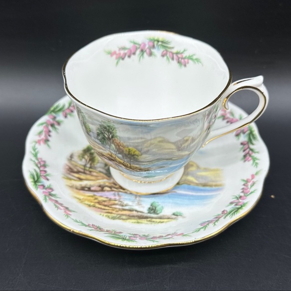 Royal Albert Traditional British Songs Series Road to the Isles Tea Cup Set - Picture 2 of 5